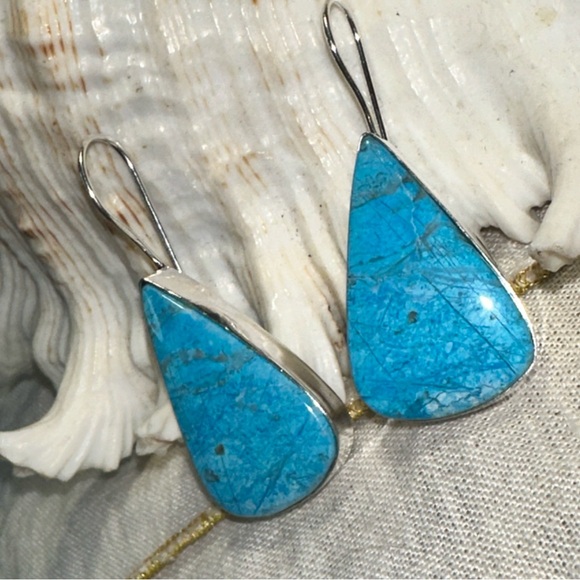 Turquoise Natural Gemstone handcrafted teardrop earrings - Picture 1 of 5